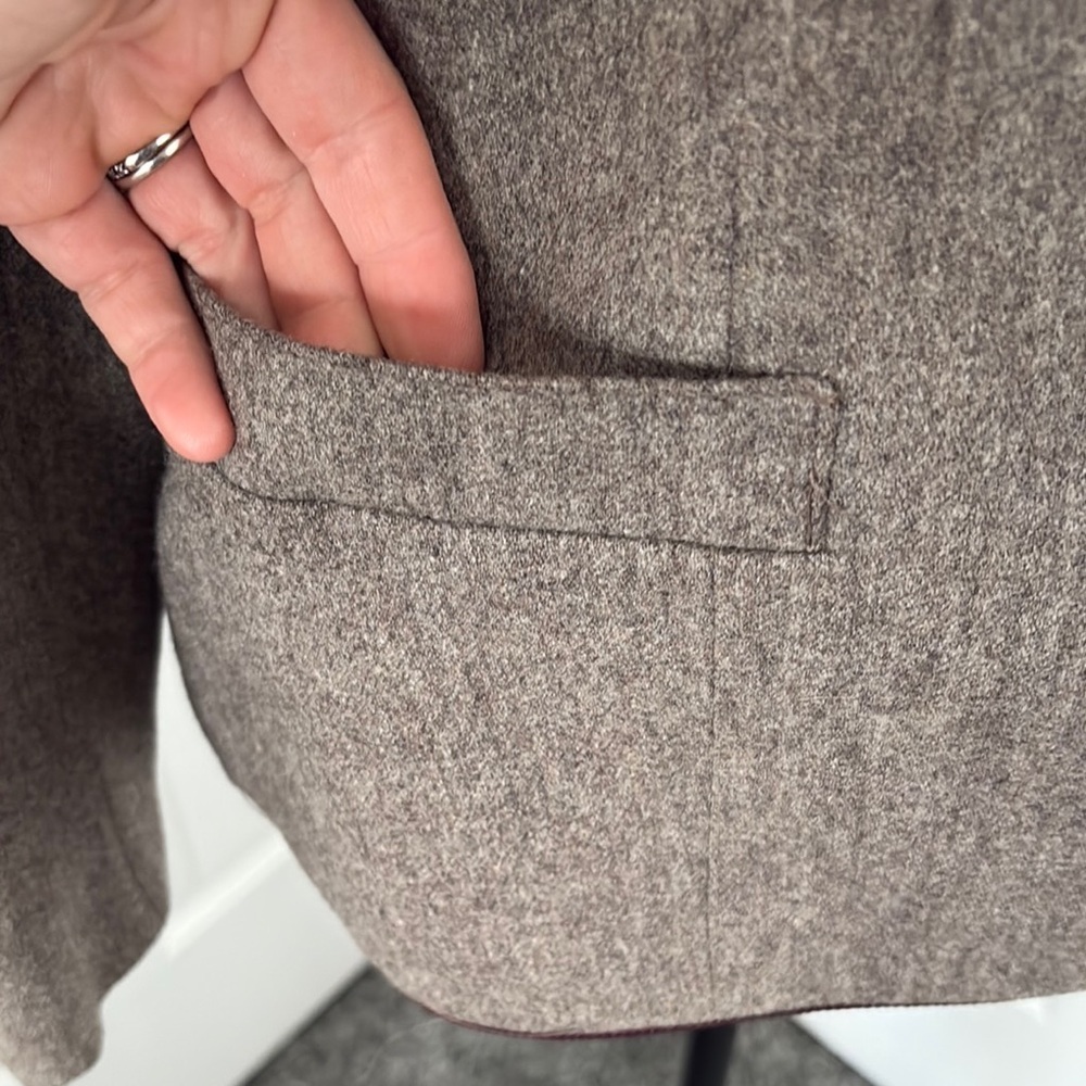 Unique Vintage Brown Blazer with Purple Trim - Picture 3 of 12